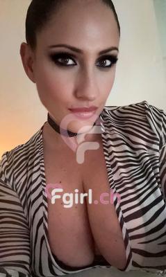 Denisse - Erotische Masseurin in Genf