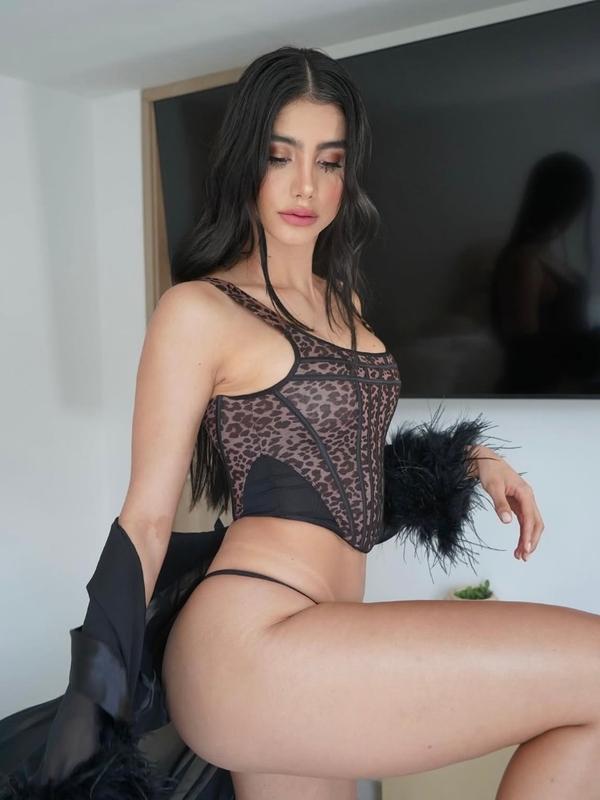 Diana - Escort in Genf
