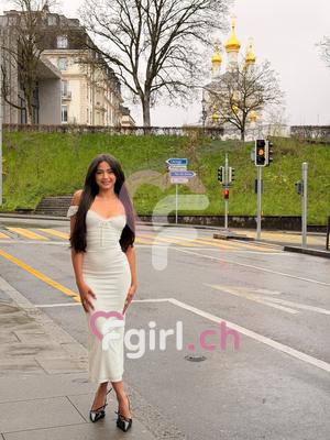 Diane - Escort en Eaux-vives
