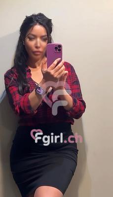 Dina - Masseuse érotique à Genève