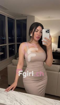 Dina - Erotische Masseurin in Genf