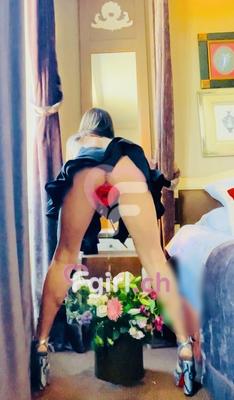 Divine - Erotische Masseurin in Genf
