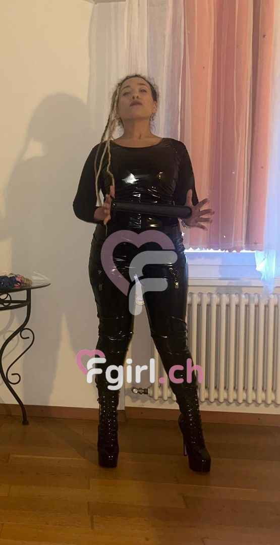 Dominatrixxx – Martigny photo 2