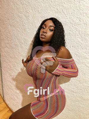 Ebony - Escort à Le Locle
