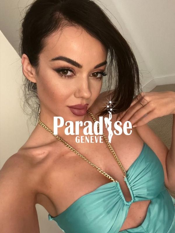 Elena - Escort à Genève
