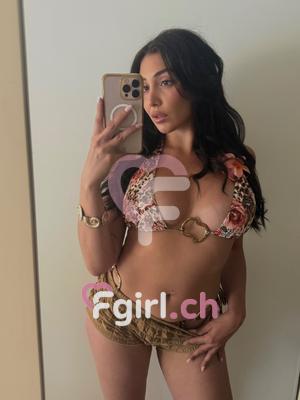 Elena - Escort à Genève
