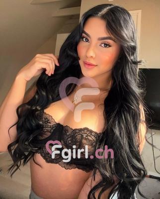 Elena - Escort à Plainpalais
