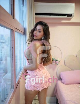 Elena - Escort in Yverdon-les-Bains
