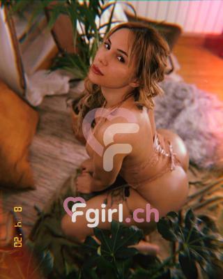 Elena Tantra - Massaggiatrice erotica a Bulle
