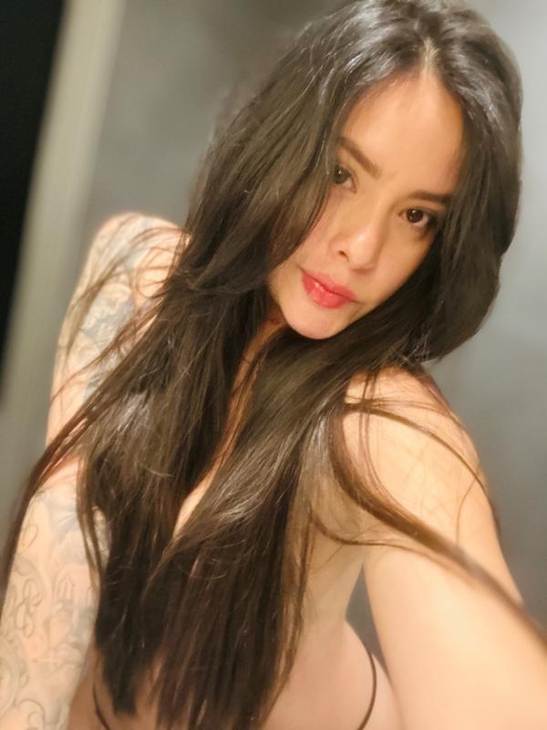Elina - Escort en Genève
