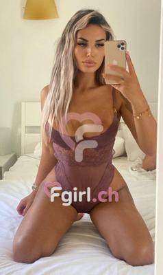 Elisa - Escort à Carouge