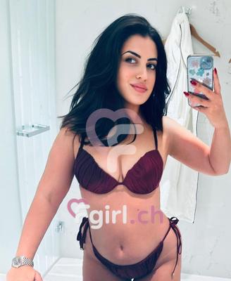 Elisa - Erotische Masseurin in Lausanne