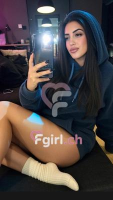 Elisa - Masseuse érotique à Genève