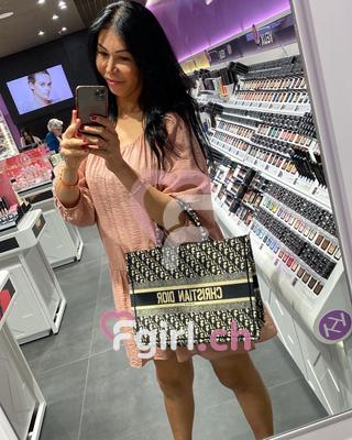 Elise - Escort in Aigle