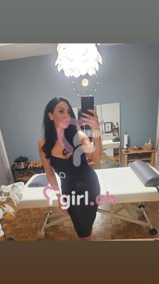 Elite - Masseuse érotique à Renens