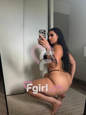 Elodie - Sexo telefónico y vídeo en Lausanne