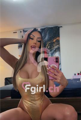 Eloglam - Escort in Yverdon-les-bains
