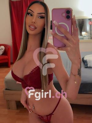 Eloglam - Escort in Yverdon-les-bains