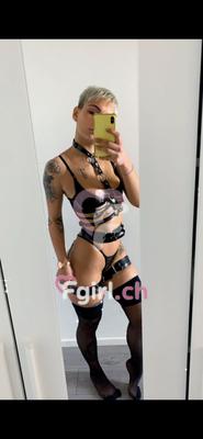 Elsa - Escort in Lausanne
