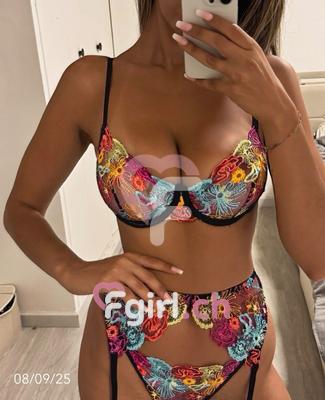 Elsy - Escort a Saxon
