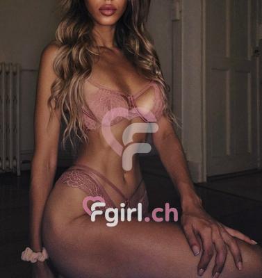 Elsy - Escort in Geneva
