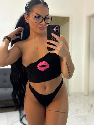Ely - Escort en Cornavin
