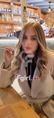 Emanuela - Masajista erótica en Vevey
