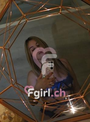 Emanuela - Masseuse érotique à Vevey