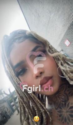 Emi - Escort à Lausanne