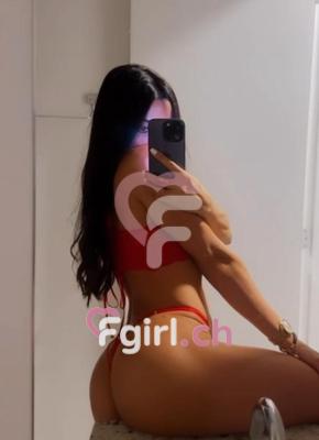 Émilie - Masseuse érotique à Lausanne
