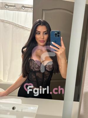 Émilie - Masseuse érotique à Lausanne