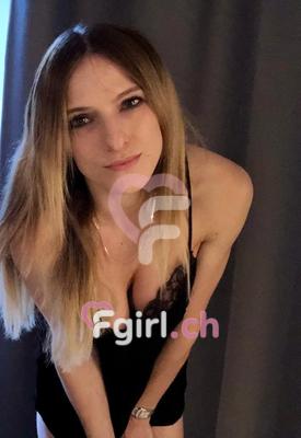 Emily - Escort à Sion
