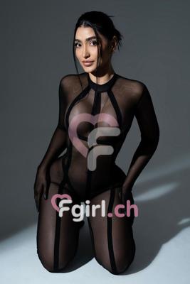 Emily - Escort à Genève
