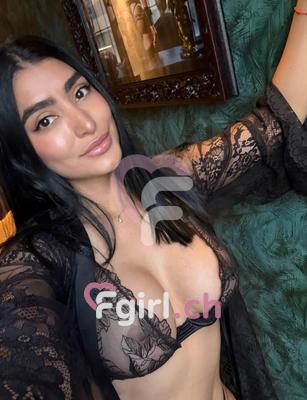 Emily - Escort in Genf