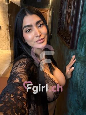 Emily - Escort in Genf
