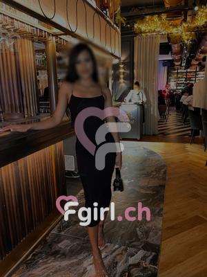 Emily - Erotic masseuse in Geneva
