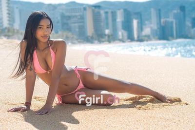 Emily - Escort in Plainpalais
