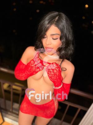 Emma - Escort in Nyon
