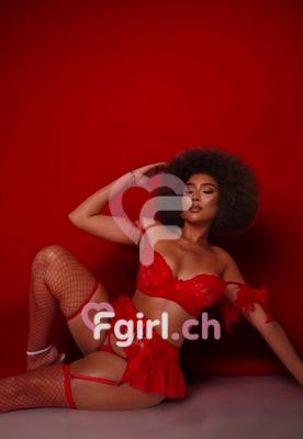Emma - Escort in Martigny
