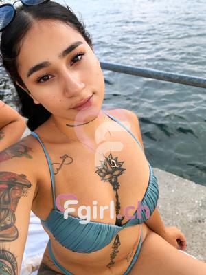 Emma - Escort à Eaux-vives