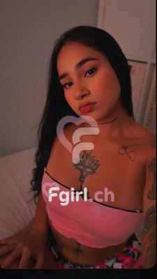 Emma - Escort à Eaux-vives