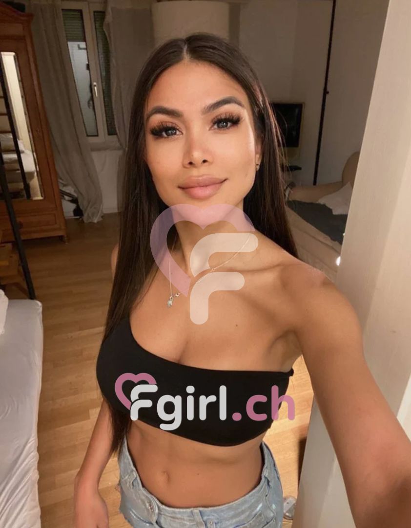 Emma - Call girl in Zürich - brunette super sexy