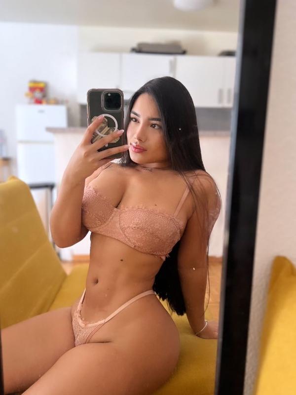 Emma - Escort à Lausanne
