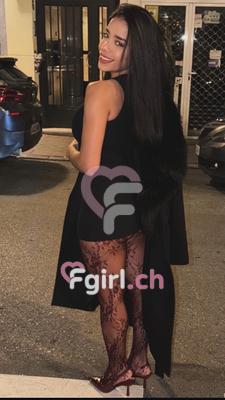 Emma - Escort in Saillon
