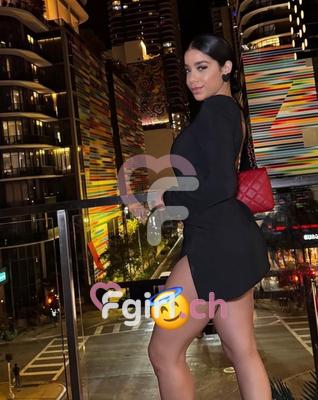 Emma - Escort in Saillon
