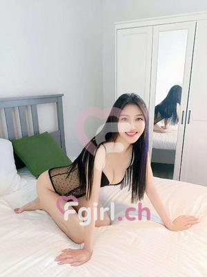 Emma - Escort in Lausanne
