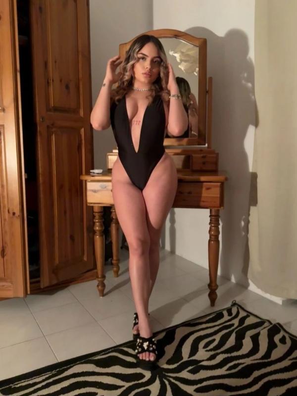 Emma - Escort à Plainpalais
