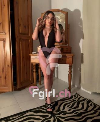 Emma - Escort à Plainpalais
