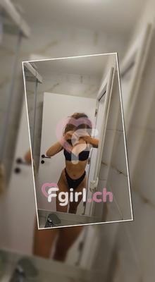 Emy - Escort à Aigle
