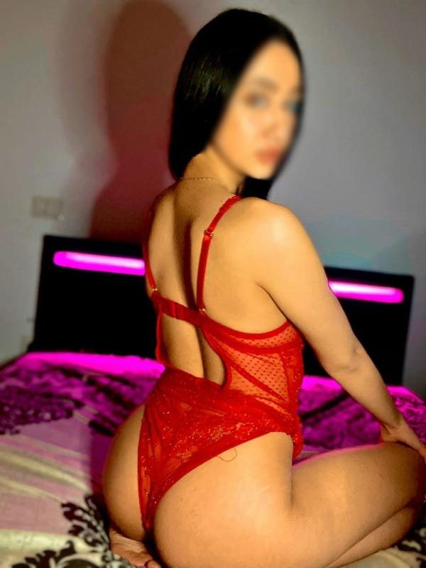 Erika - Escort in Yverdon-les-Bains
